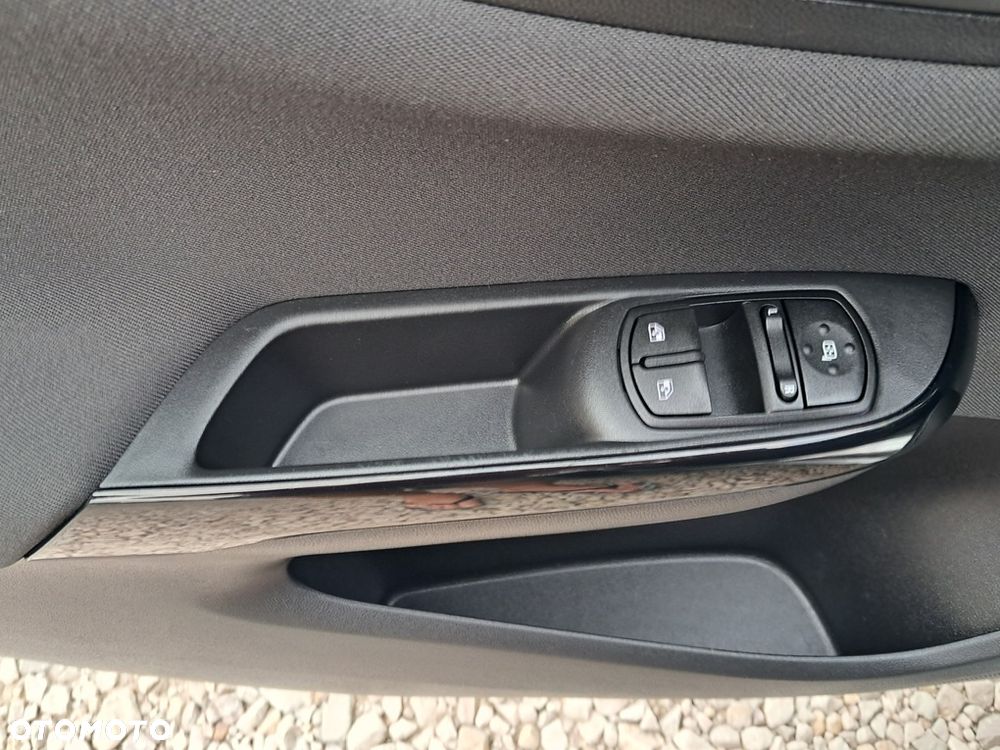 Opel Corsa 1.4 Active - 31