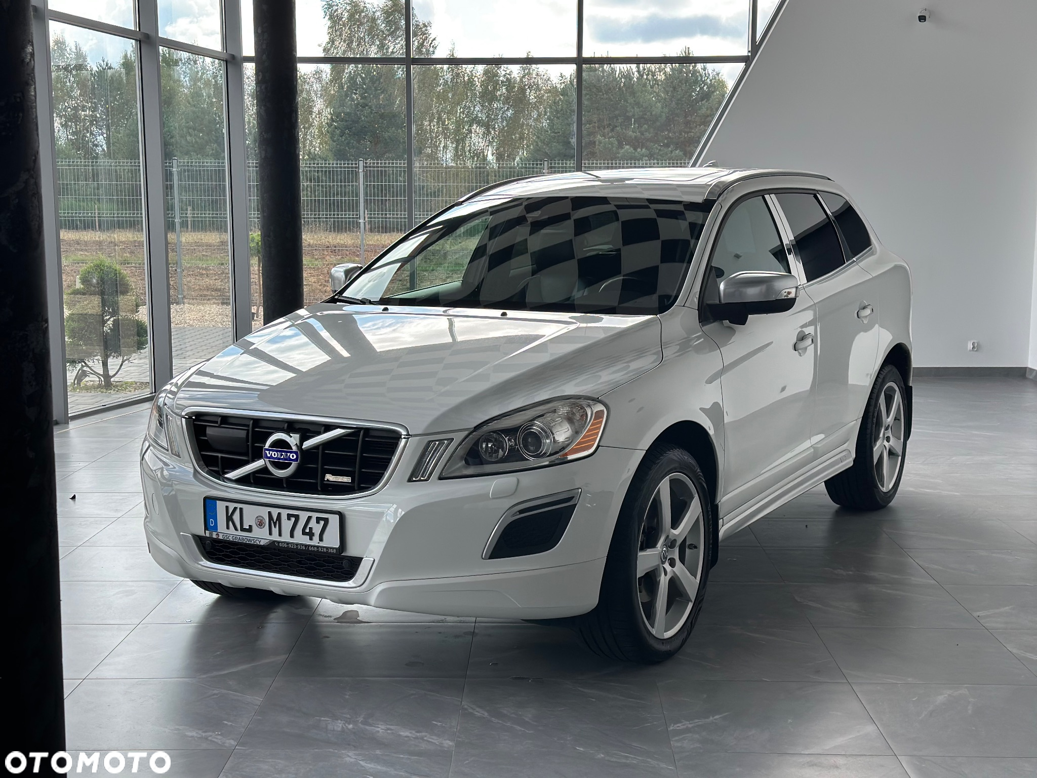 Volvo XC 60 T6 AWD R-Design - 3
