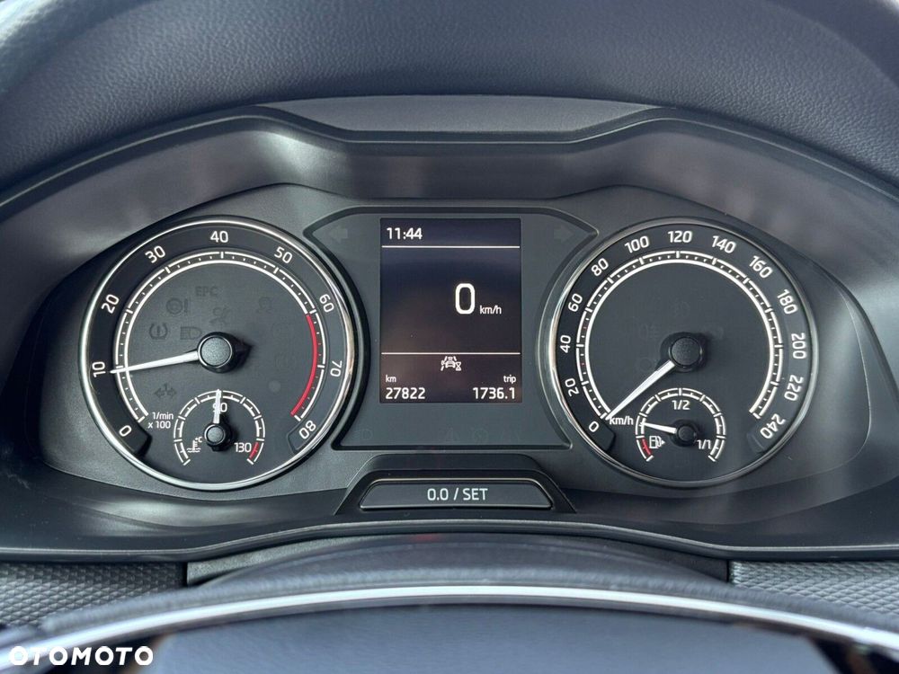 Skoda Kamiq 1.5 TSI Ambition - 8