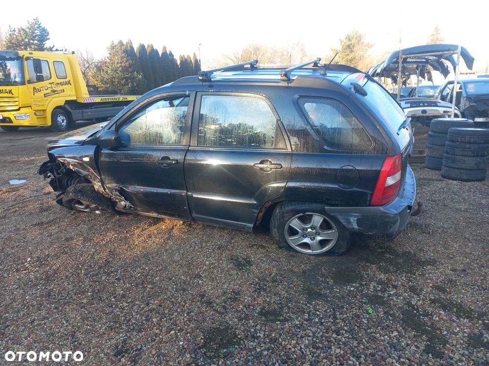 Kia Sportage II 2.0 16v 05r 9P wszystkie części - 4