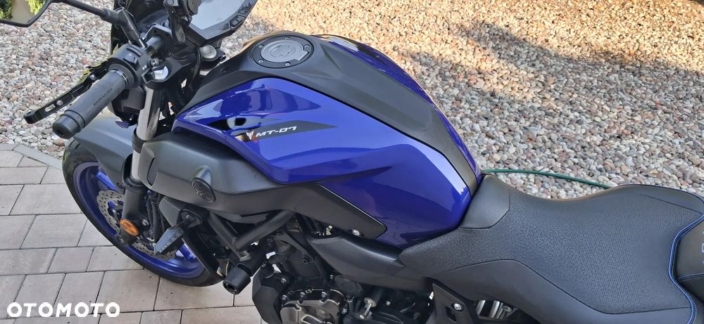Yamaha MT - 2