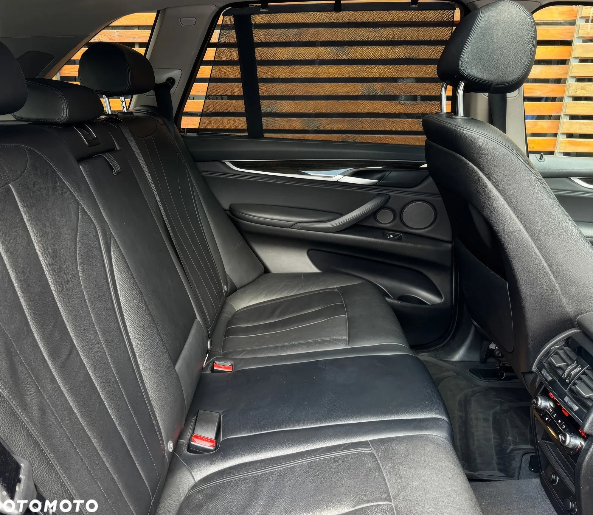BMW X5 xDrive35i - 16