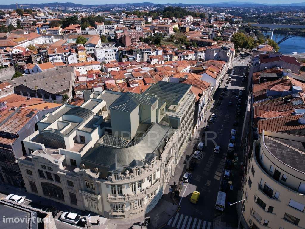 Loja de 69,60 m2 em localização privilegiada no Pálacio Bijou - Grande imagem: 2/12