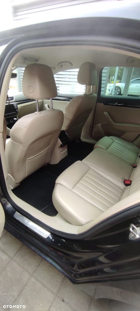 Skoda Superb 2.0 TDI L&K DSG - 5