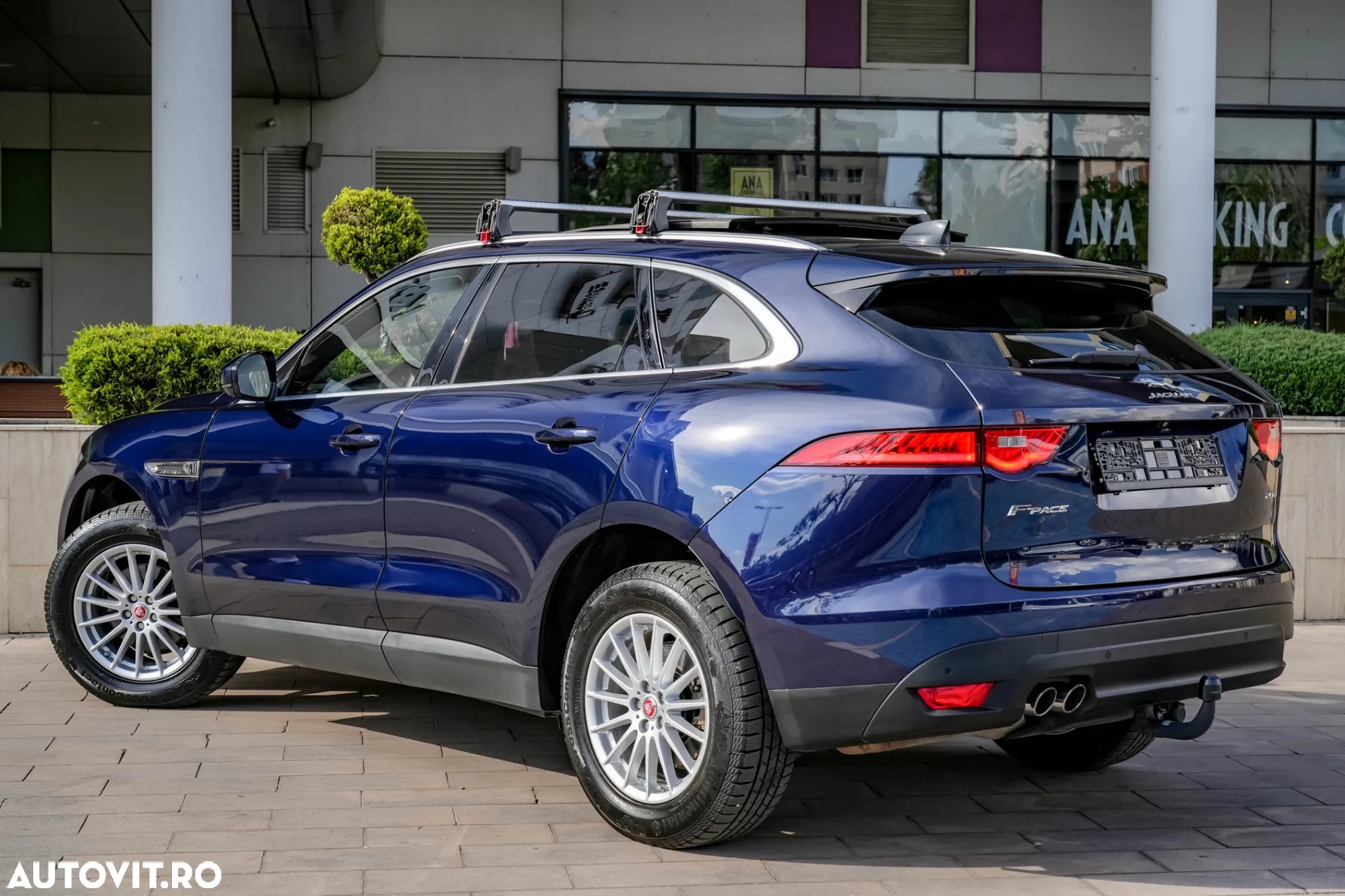 Jaguar F-Pace - 11
