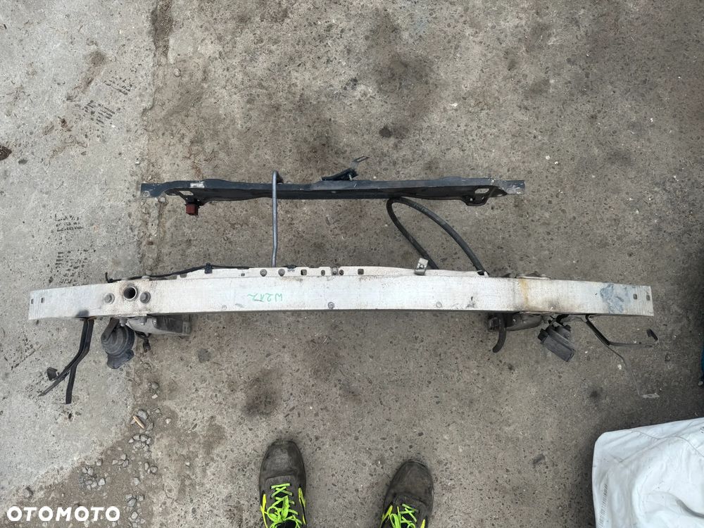 Belka zderzaka wzmocnienie przód Mercedes E-Klasa W212 - 1