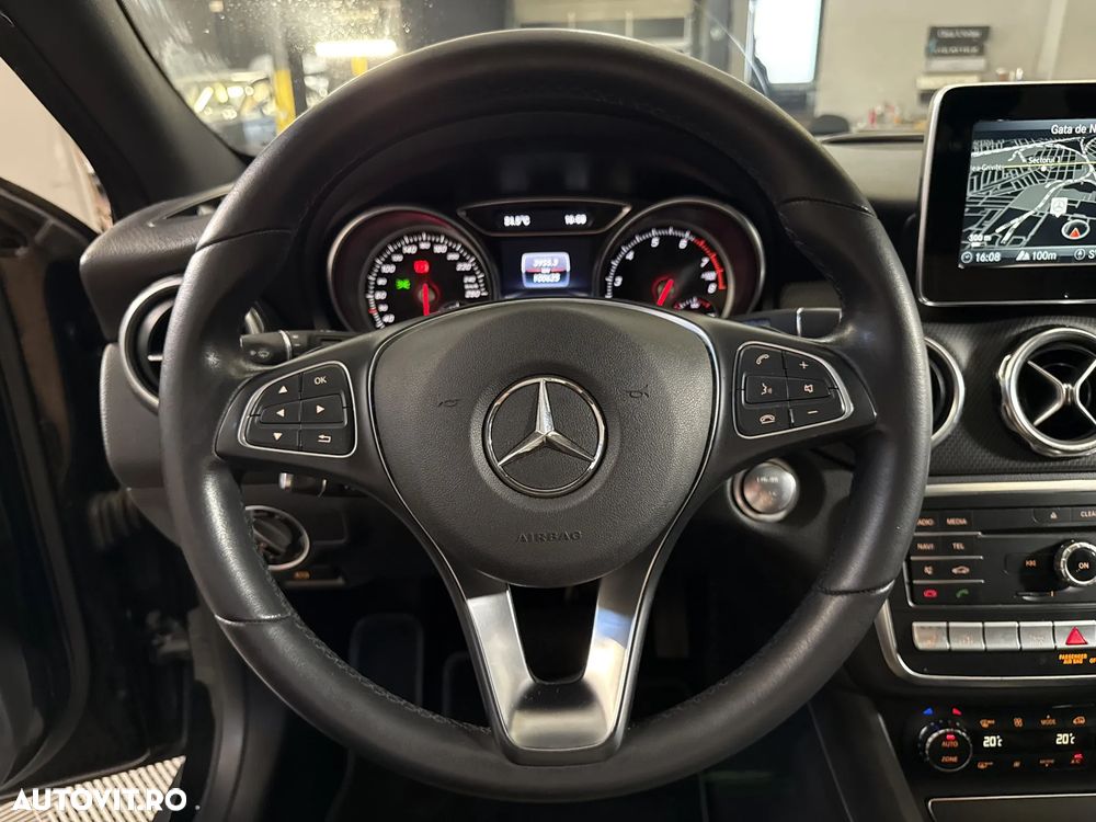 Mercedes-Benz GLA 250 4MATIC Aut. - 17