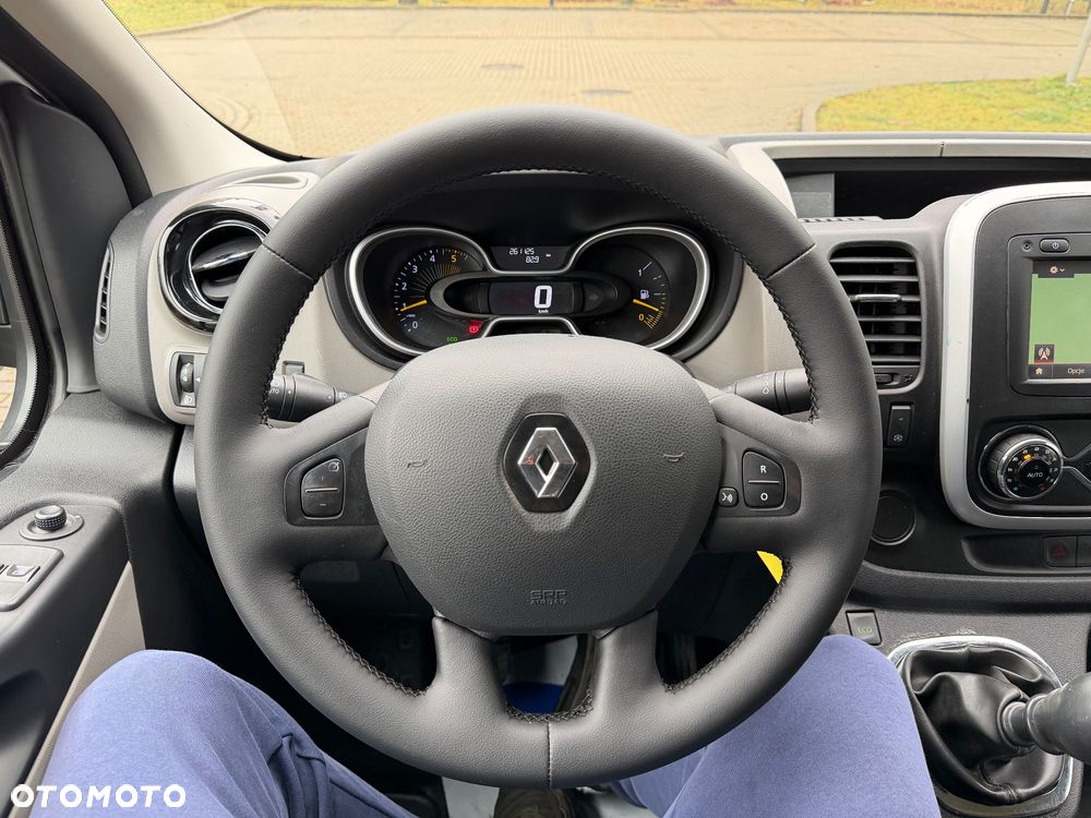 Renault Trafic - 23