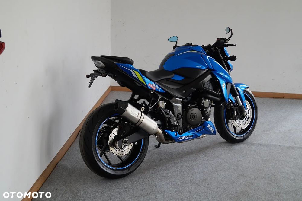 Suzuki GSX - 9