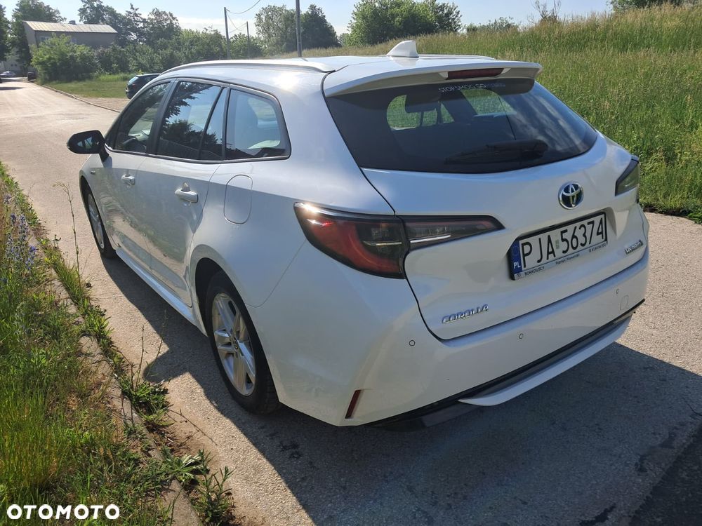Toyota Corolla 2.0 Hybrid Comfort - 6