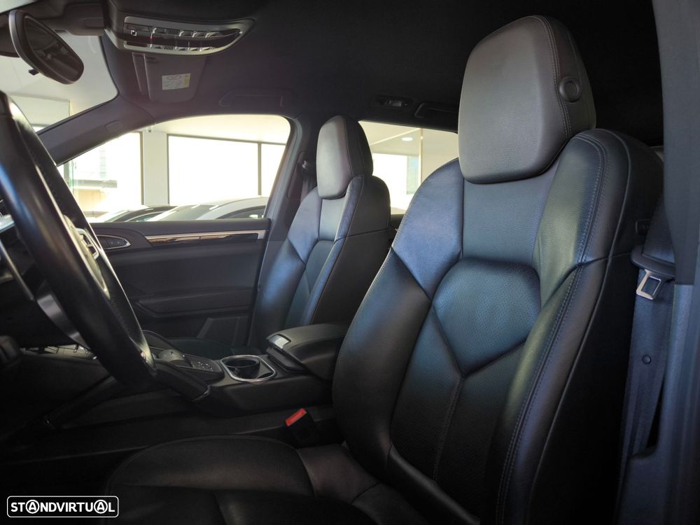 Porsche Cayenne S E-Hybrid - 13