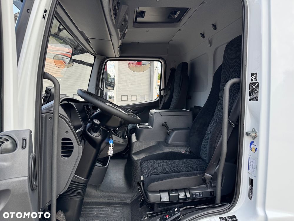 Mercedes-Benz ATEGO - 25