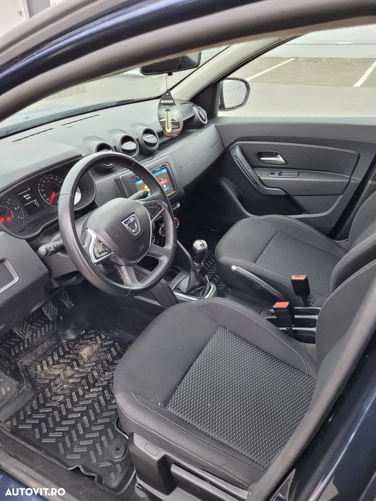 Dacia Duster 1.6 SCe Essential - 20