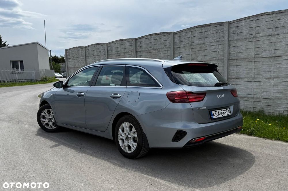 Kia Ceed 1.5 T-GDI M - 2