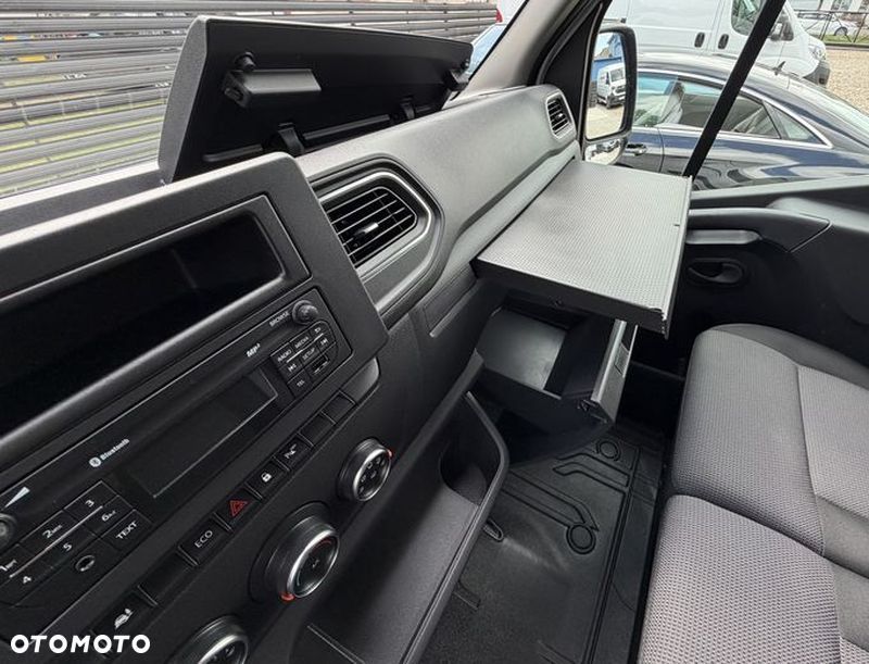 Renault MASTER L3H2 MAXI MOCNY SILNIK 2.3DCI Rozrząd na ŁAŃCUCHU, Pełna zabudowa paki, Zawiasy drzwi tył 180' DMC3.5t Duża ładowność 1302Kg, Homologacja VAT-1, Parktroniki, Minibar, Stolik EasyLife, Lustro WideView, Oświetlenie LED, Tempomat, Halogeny, Pakiet Chrom Design, Szare wnętrze, SERWIS ASO RENAULT!! - 16