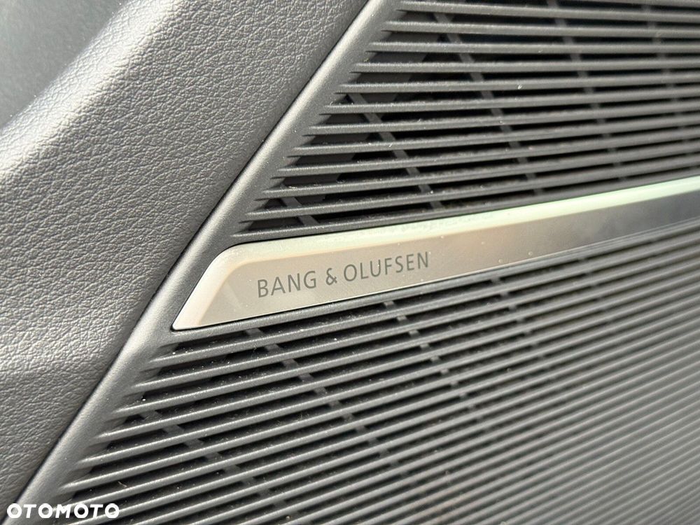 Audi Q8 - 21
