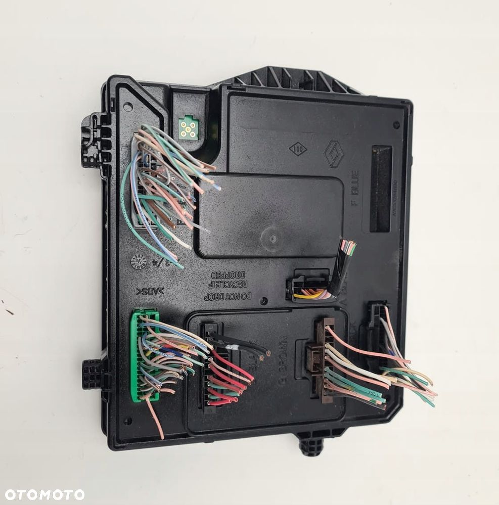 renault megane scenic iii bcm sterownik moduł - 1