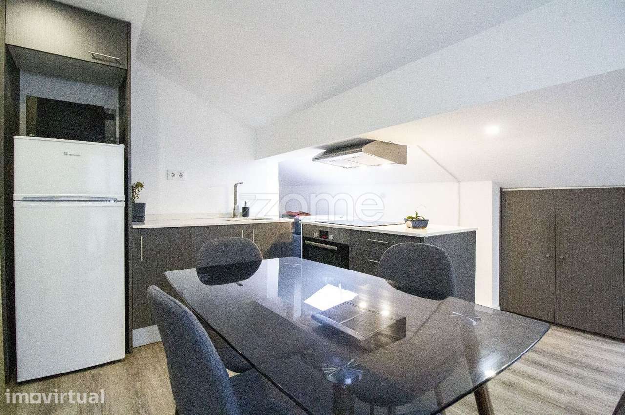 Apartamento T1 (Sotão) - Grande imagem: 2/19