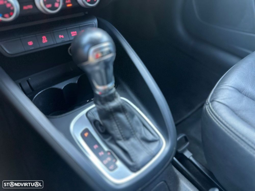 Audi A1 Sportback 1.6 TDI S-line S tronic - 18