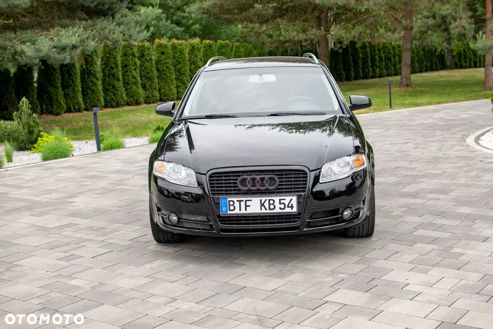 Audi A4 Avant - 4