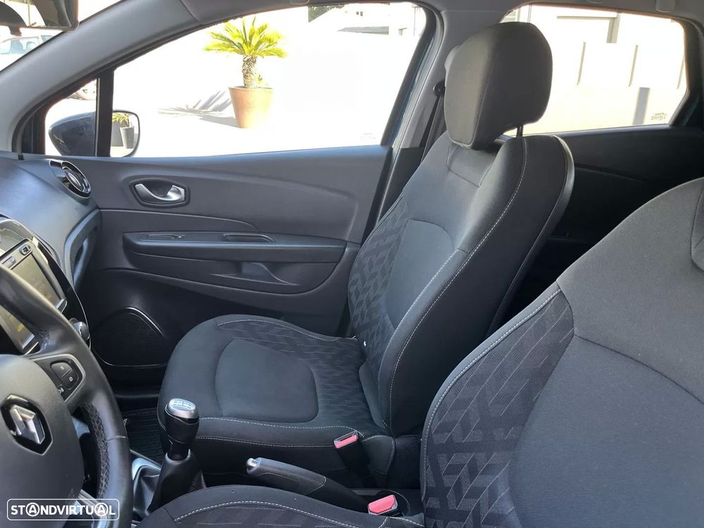 Renault Captur 0.9 TCE Exclusive - 34