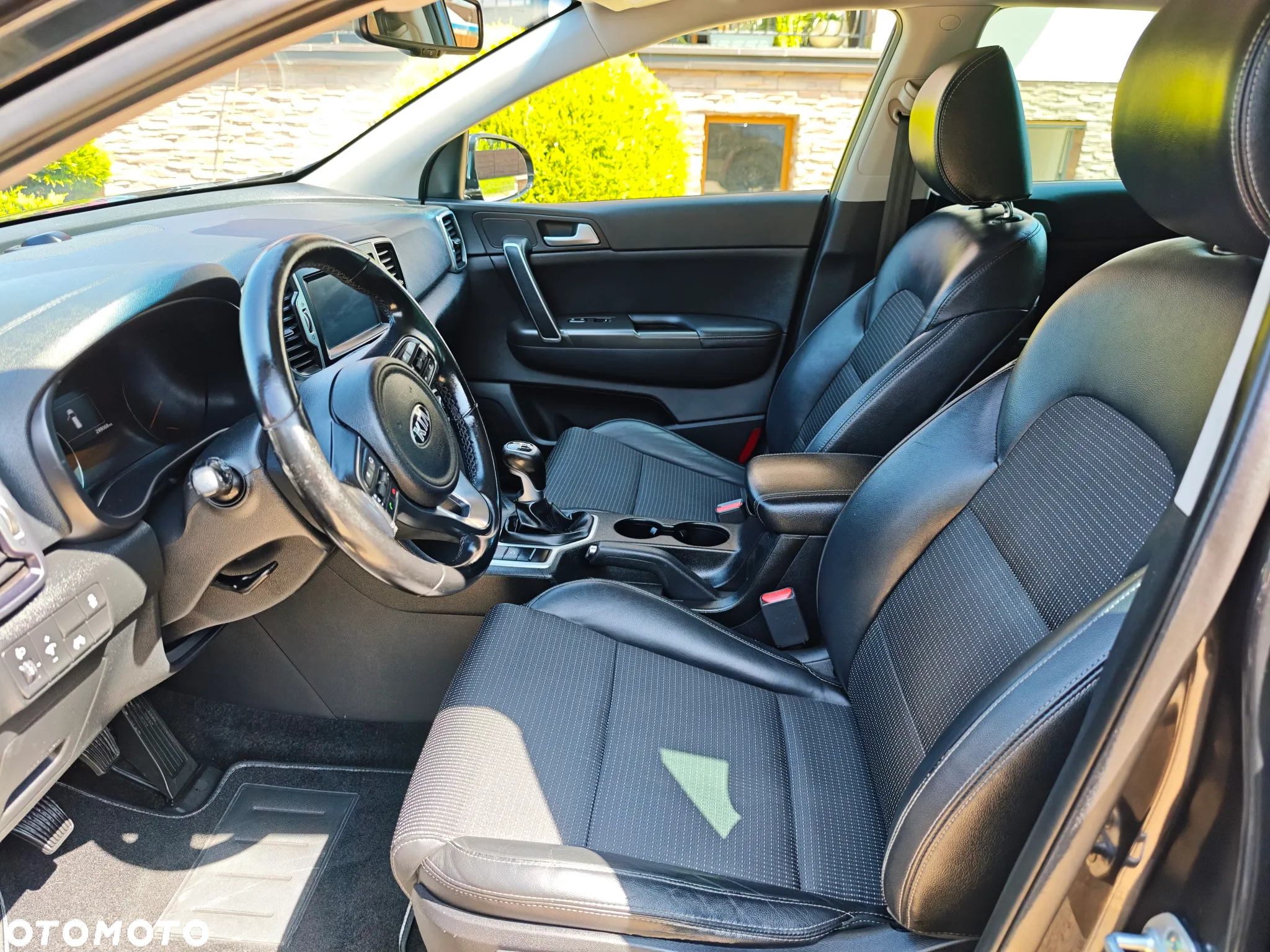 Kia Sportage 1.7 CRDI 2WD Attract - 19