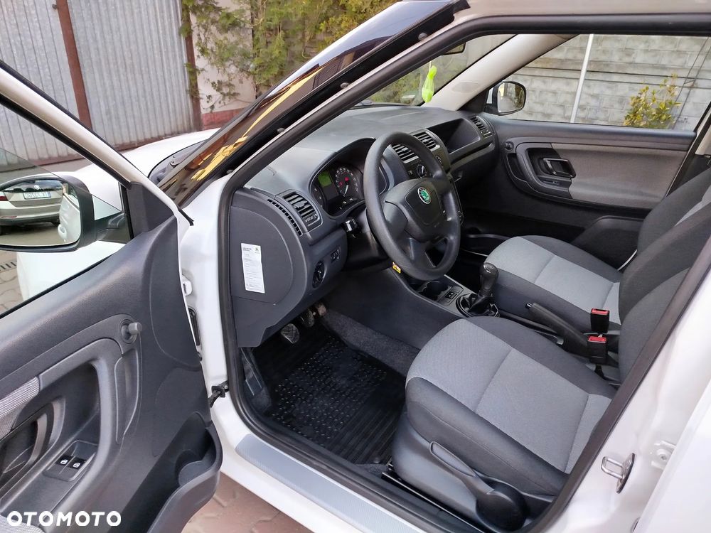 Skoda Fabia 1.2 HTP Active - 16