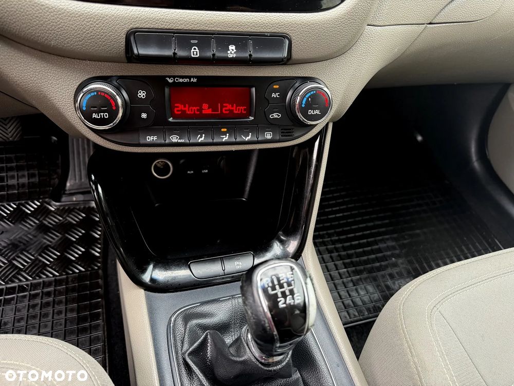 Kia Ceed - 15