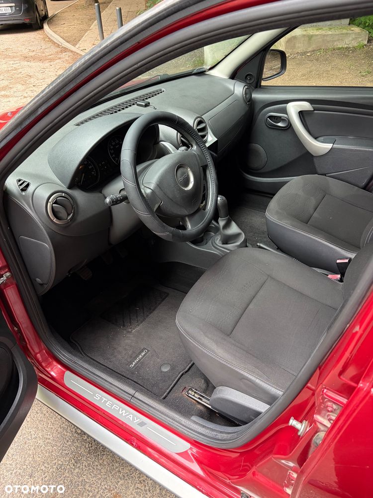 Dacia Sandero Stepway - 11