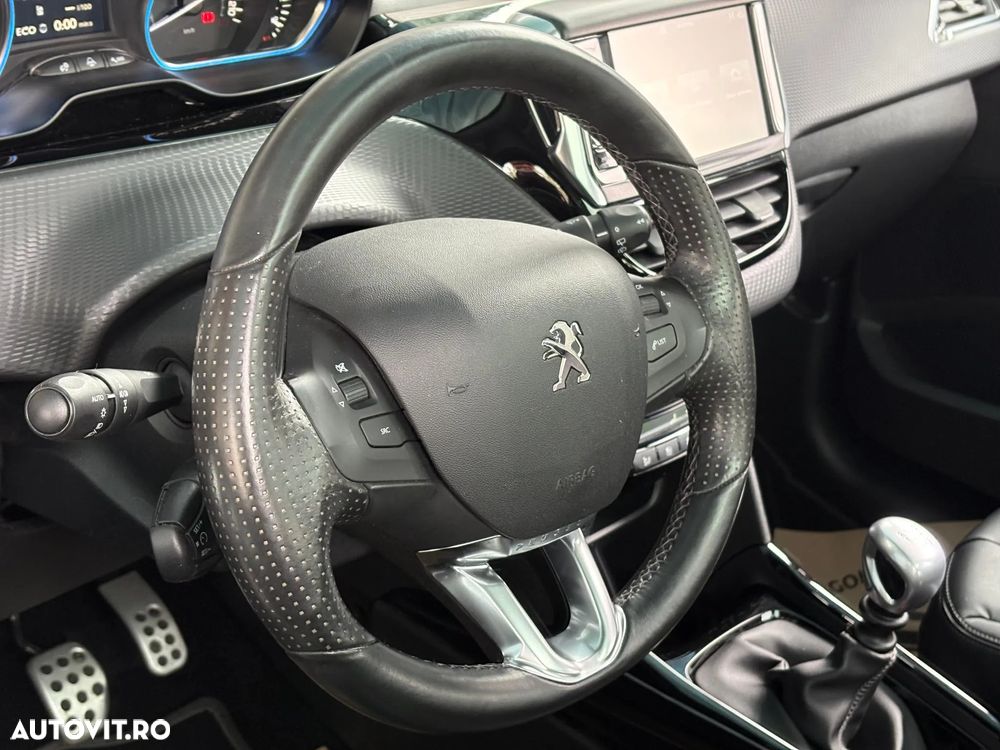 Peugeot 2008 - 10
