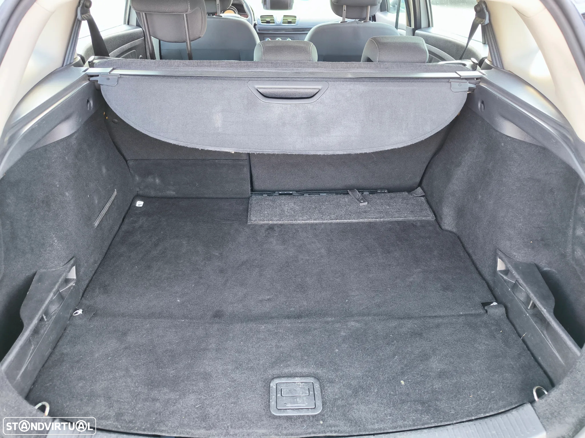 Renault Mégane Sport Tourer 1.5 dCi Confort - 9