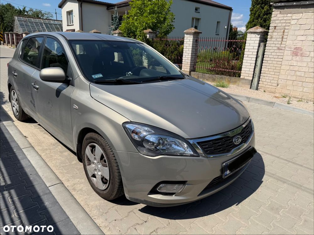 Kia Ceed - 2