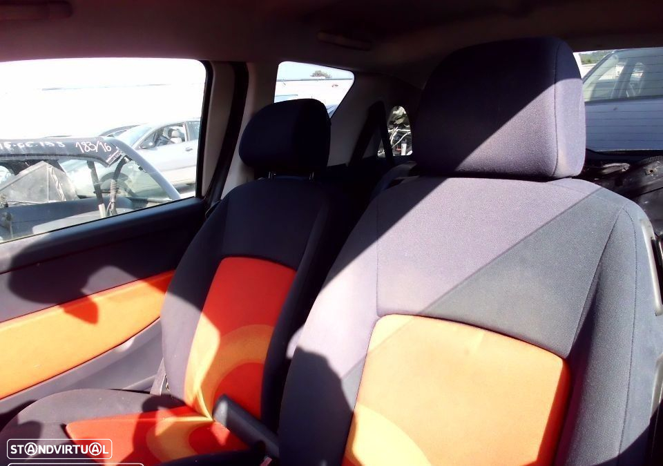 Peças Peugeot 1007 (KM) 2005 a 2007 - 15
