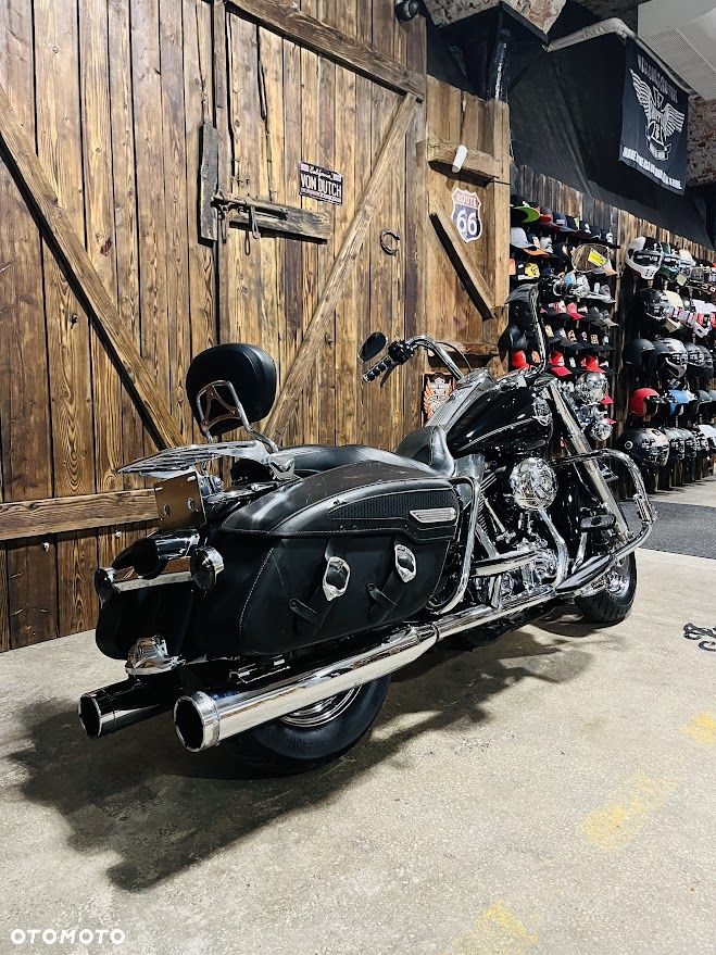 Harley-Davidson Touring Road King - 3