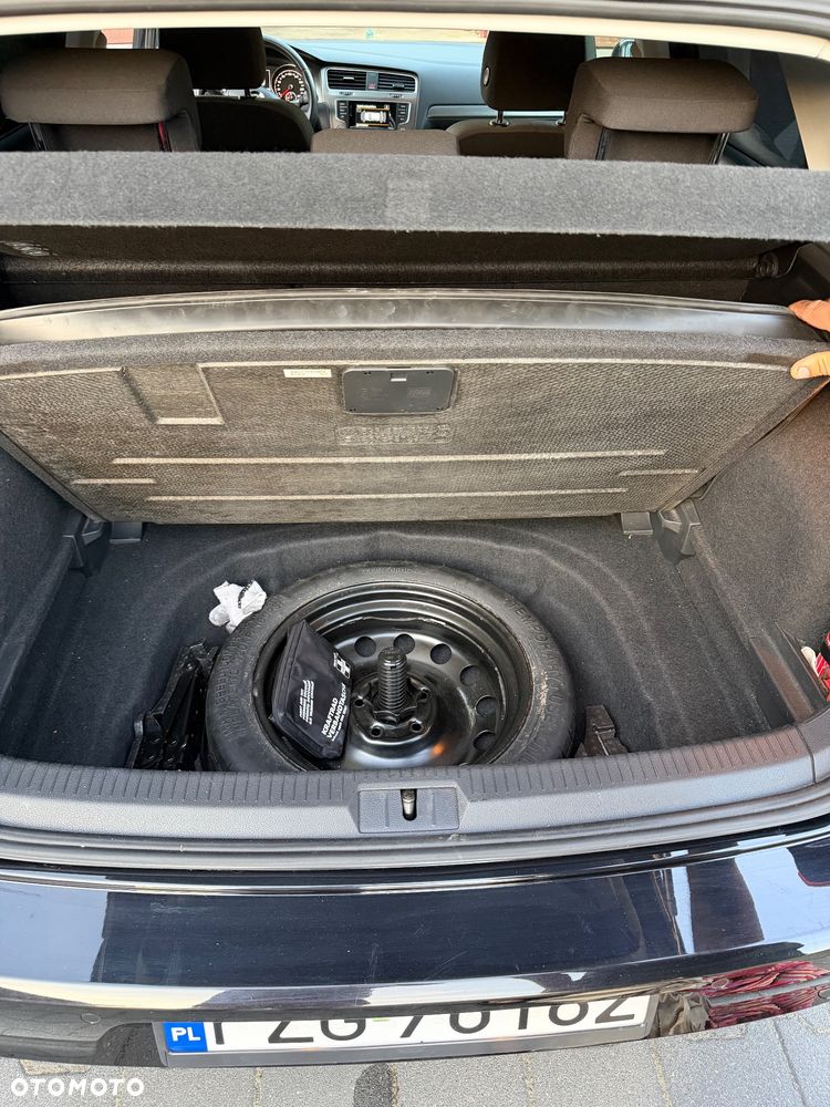 Volkswagen Golf - 26