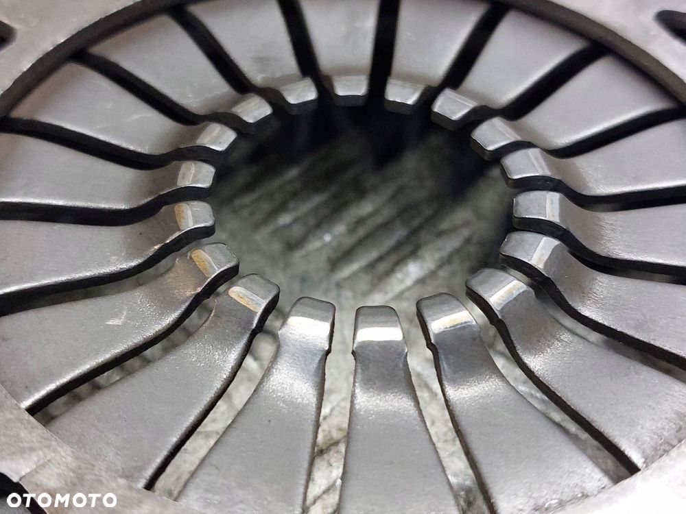 SPRZĘGŁO TARCZA + DOCISK   FORD FUSION I 1.6 16V - 2