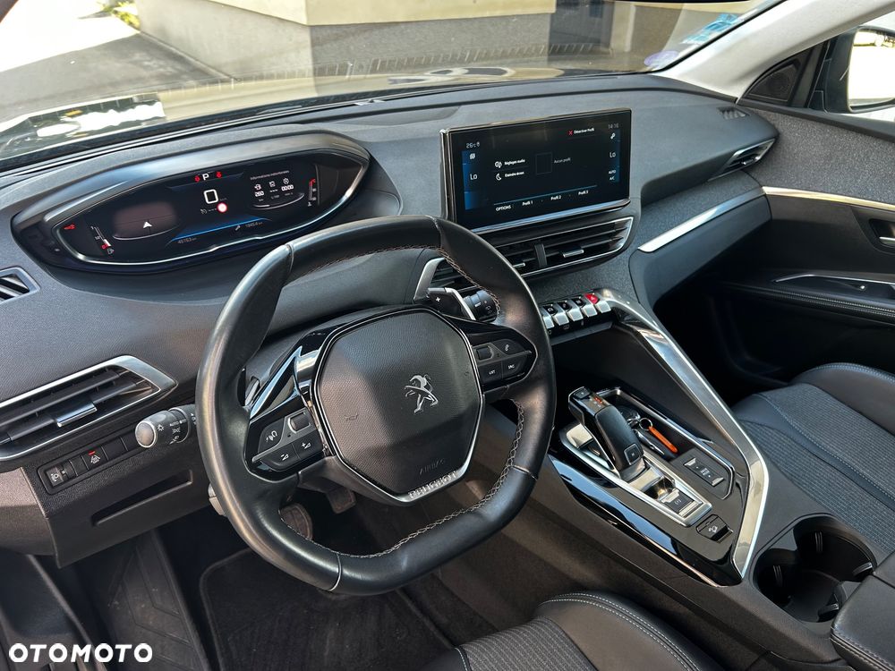 Peugeot 5008 - 19