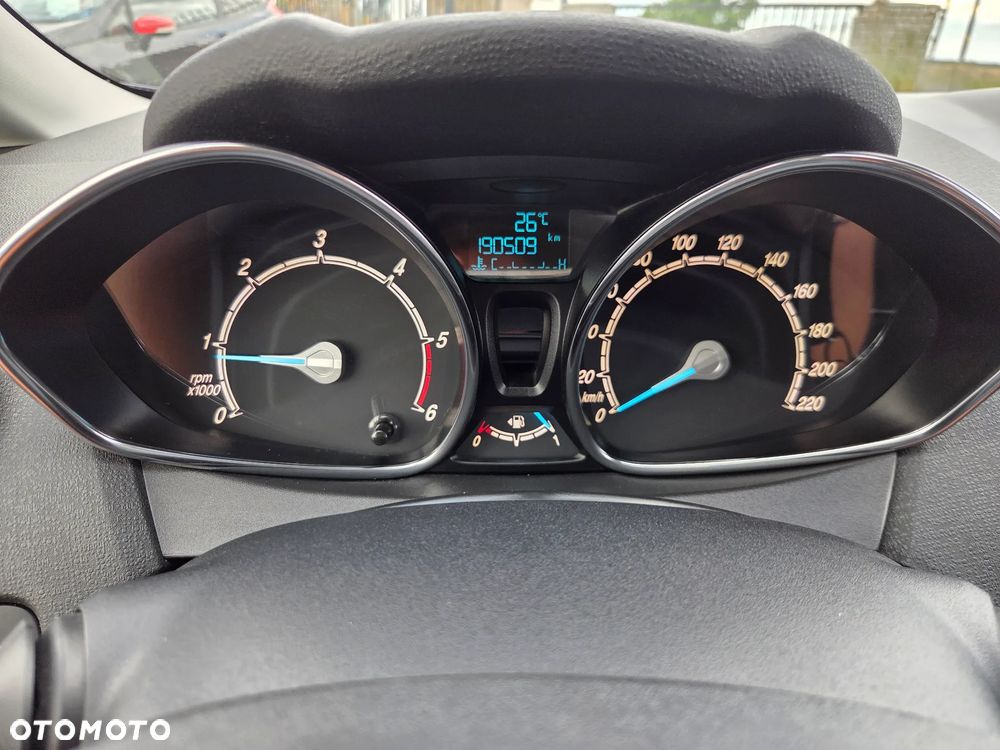 Ford Fiesta 1.5 TDCi Titanium - 8