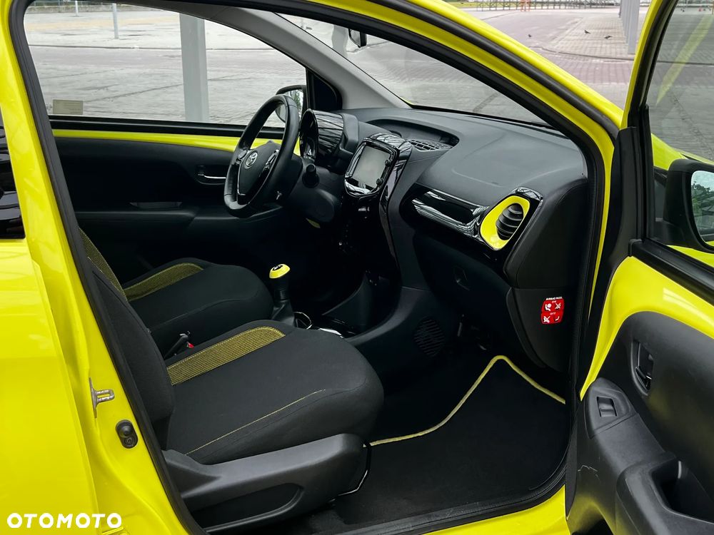 Toyota Aygo x-cite - 19