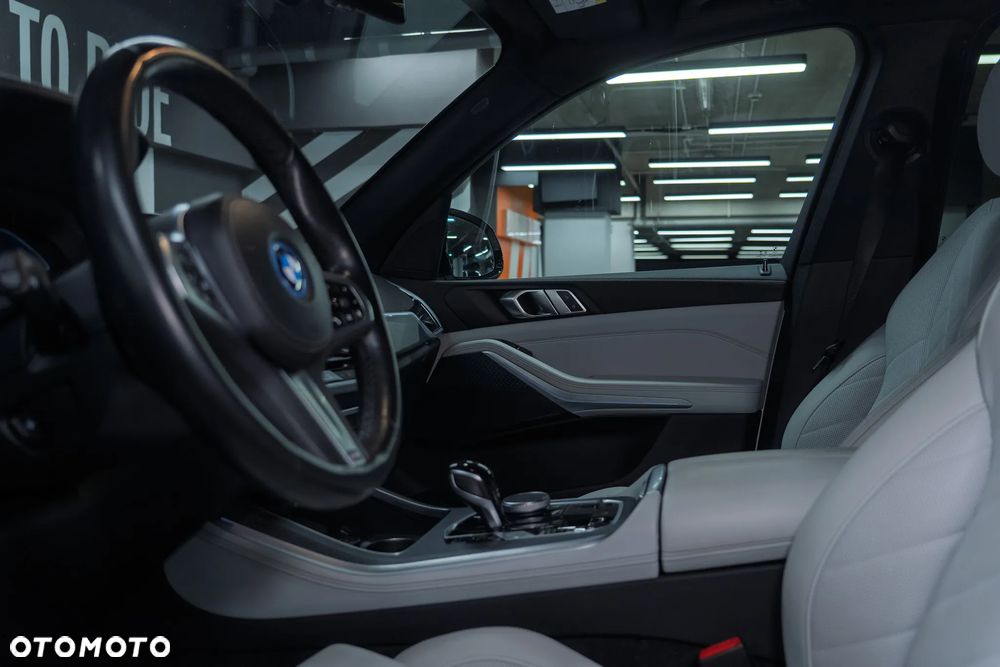 BMW X5 xDrive45e sport - 36