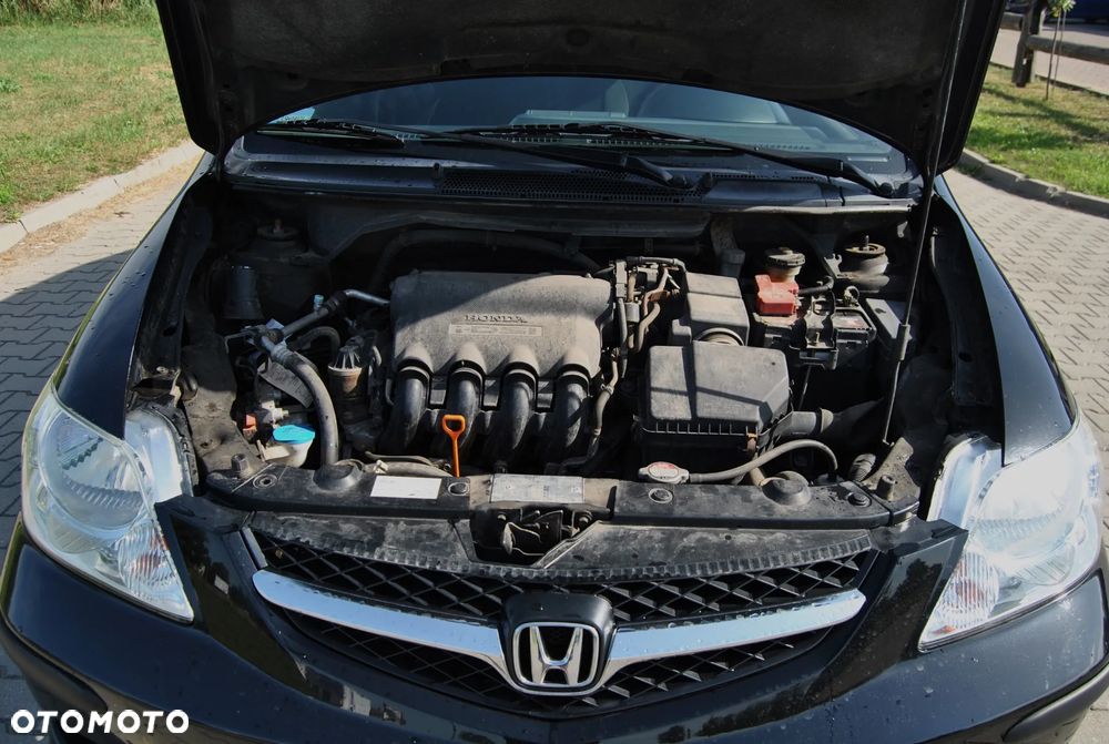 Honda City 1.4 Comfort - 13