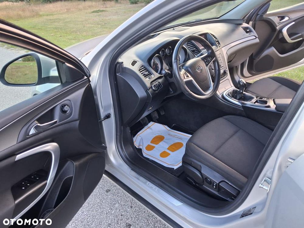 Opel Insignia - 14