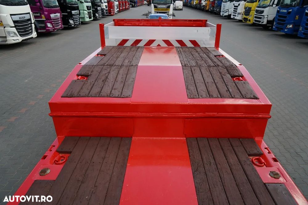 Kaessbohrer REMORCA KASSBOHRER CU BETON JOS / RAMPE HIDRAULICE / 3 AXE / LĂRGIRE - 20
