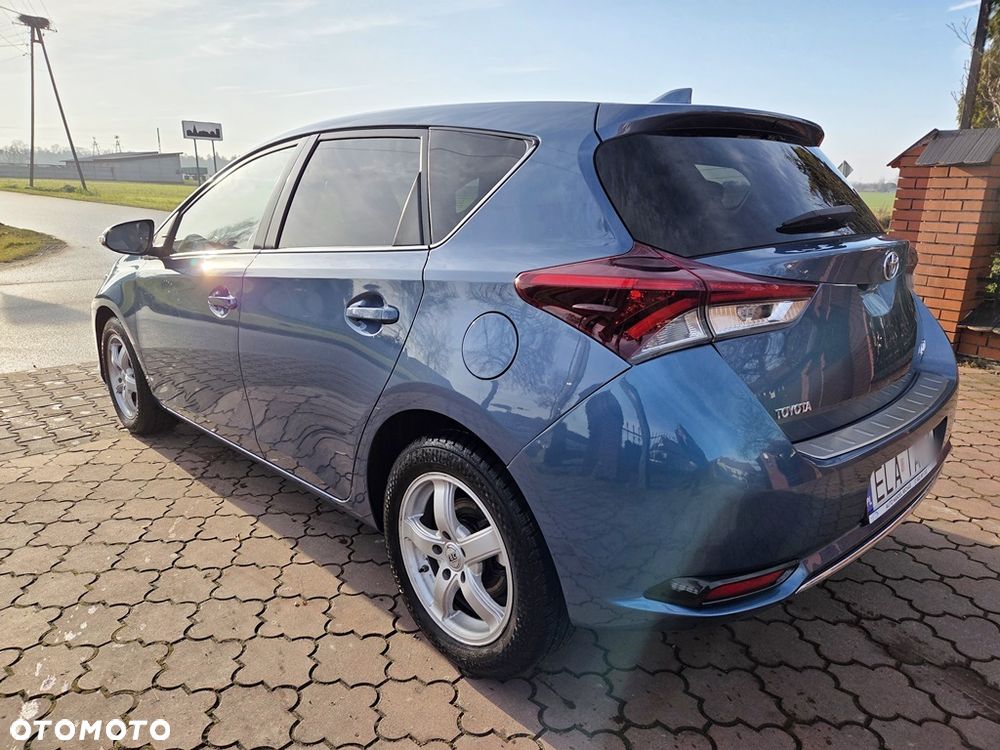 Toyota Auris 1.2 Turbo Edition S+ - 3