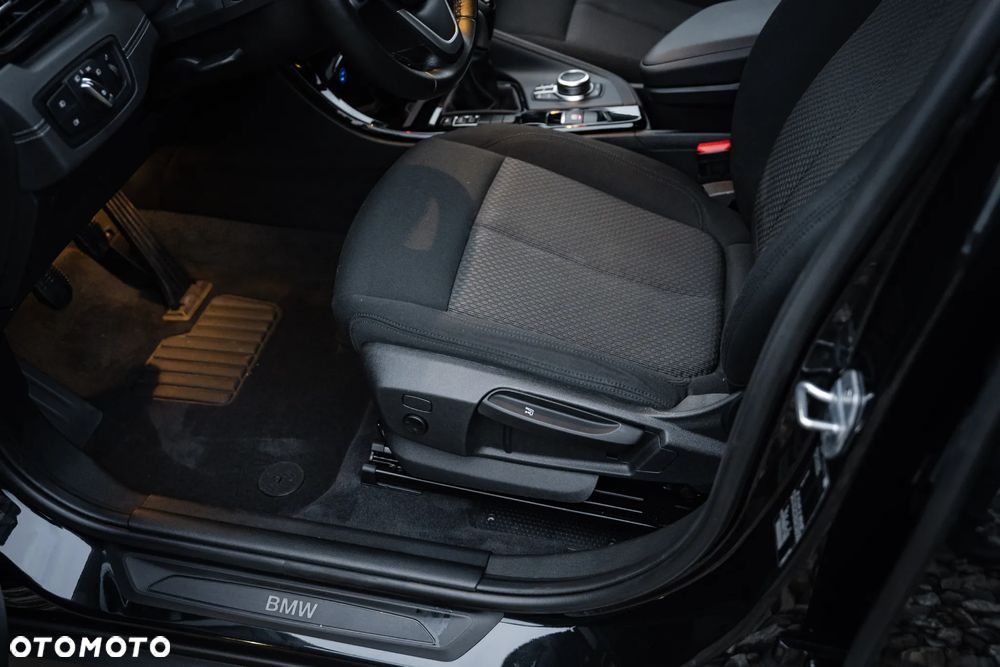 BMW X2 sDrive18i - 17