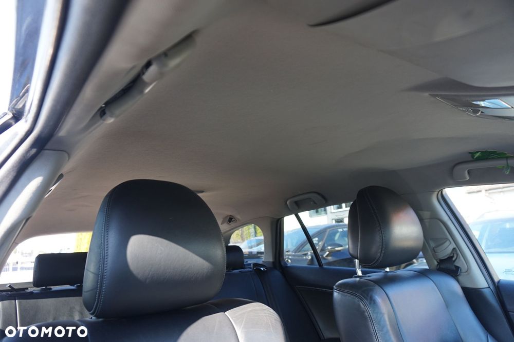 PODSUFITKA AVENSIS III T27 PH1 KOMBI 63310-05580-B1 TOYOTA 2009-2011 - 2