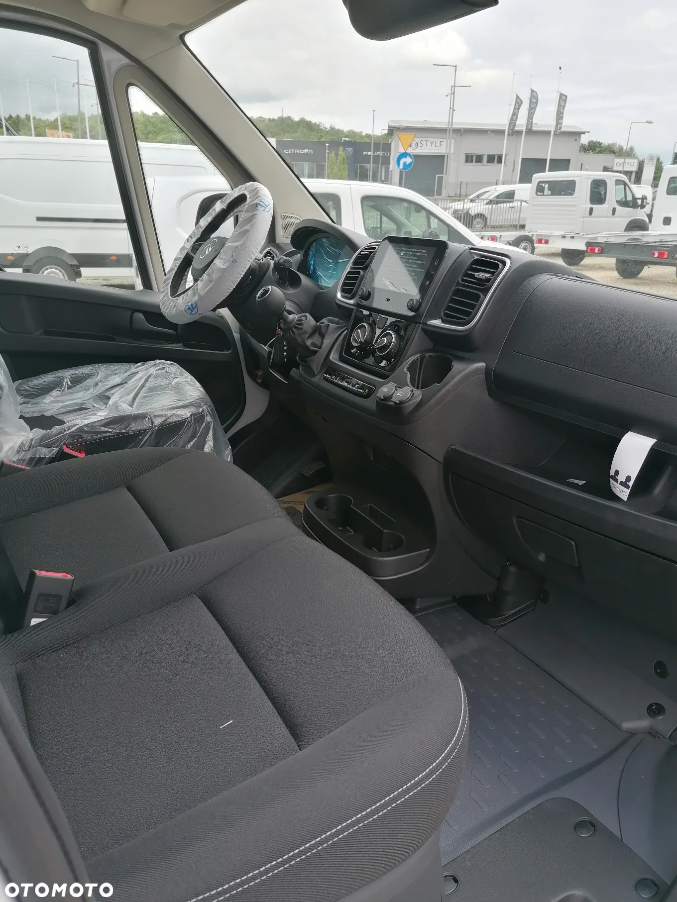Citroën Jumper Furgon L3H2 2.2 H3-POWER 140KM - 6