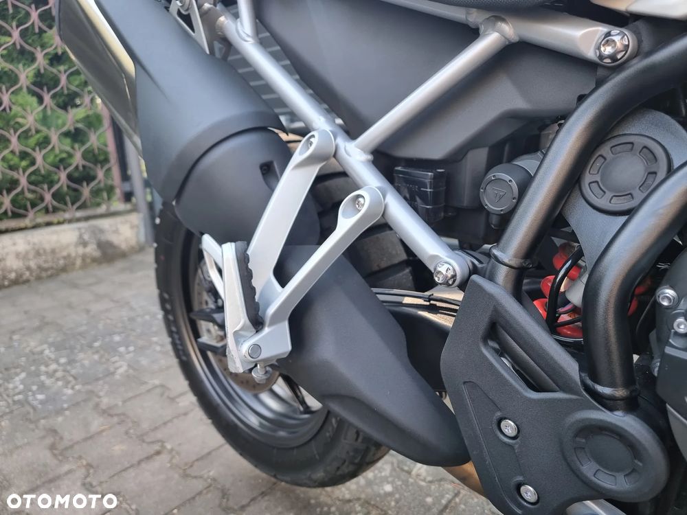 Triumph Tiger - 29