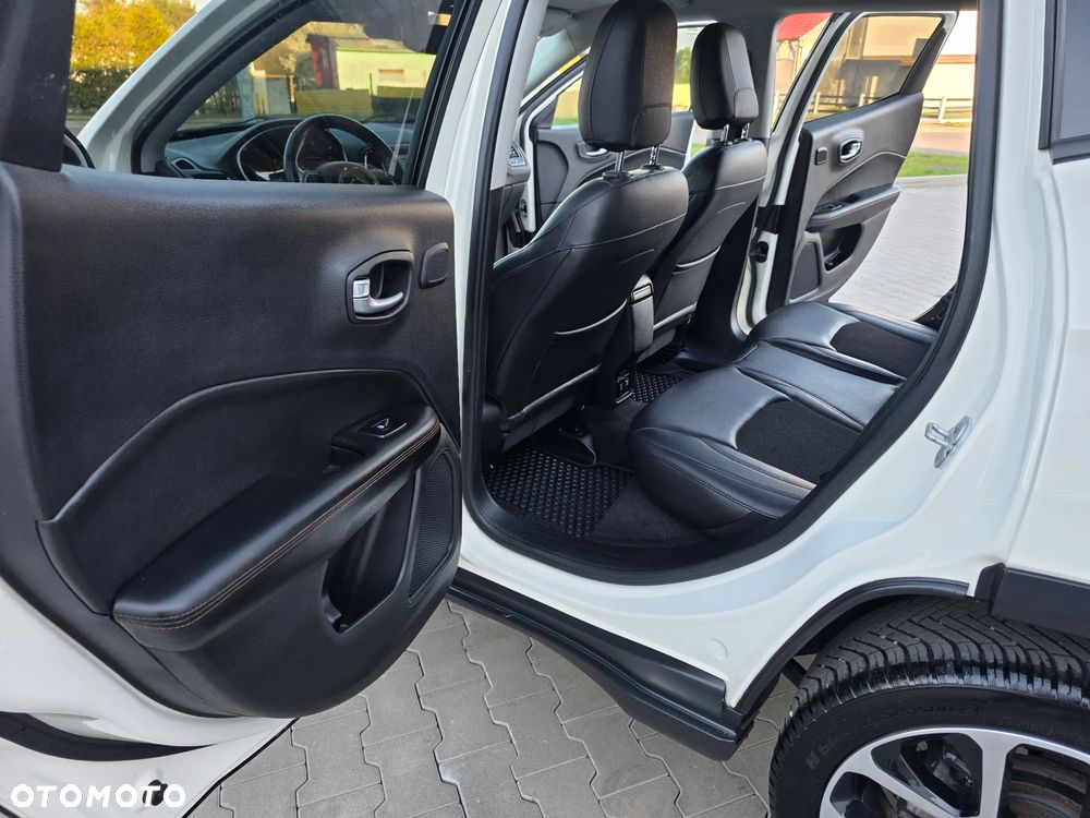 Jeep Compass 1.4 MultiAir Limited - 16
