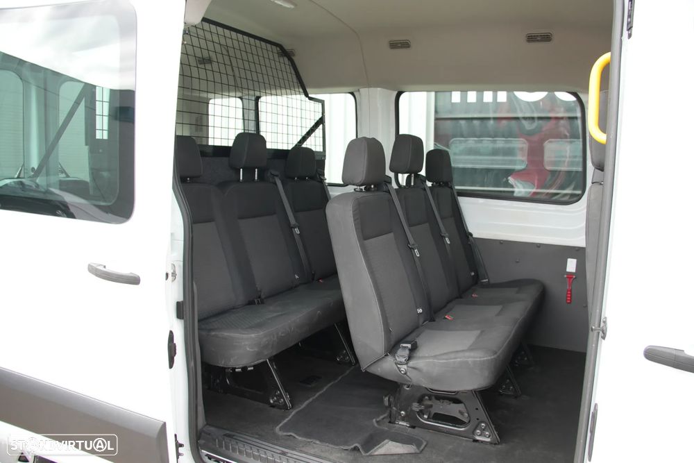 Ford Transit 9Lugares Maxi Longa 2.0EcoBlue 130cv - 12